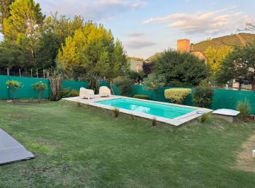 Casa · 194m² · 5 Ambientes · 4 Cocheras · Venta Casa 3 Dorm. La Estanzuela