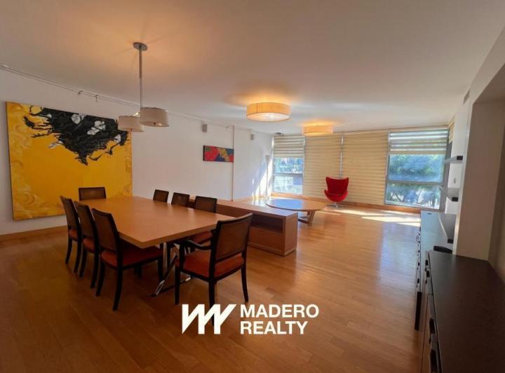 Departamento · 220m² · 3 Ambientes · 2 Cocheras