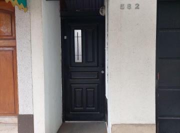 Casa de 2 ambientes, Almirante Brown · Departamento Interno en Alquiler