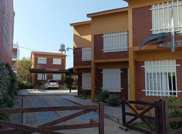 Edificio · 248m² · 13 Ambientes · 8 Cocheras · Edificio Comercial Venta - 7 Dorm. 6 Baños - 380 m² Totales - Las Toninas