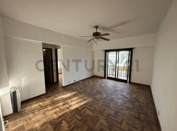 Departamento · 53m² · 3 Ambientes · Venta! Departamento 3 Ambientes con Balcon