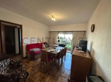 Departamento · 54m² · 3 Ambientes · En Venta! Departamento 3 Ambientes Al Frente con Balcon