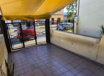 PH · 85m² · 3 Ambientes · 1 Cochera · Triplex de 4 Ambientes con Cochera, Patio, Parrilla y Terrazas Propias