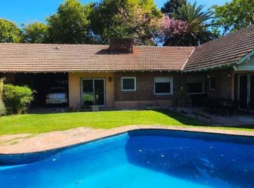 Casa · 300m² · 6 Ambientes · 2 Cocheras · Venta Casa - Una Planta - Beccar Vias Libertador