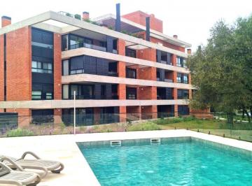 Departamento · 108m² · 4 Ambientes · 2 Cocheras · Foresta, 2 Dor, 2 Baños, Balcon, Asador, Amenities