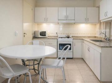 Departamento de 3 ambientes, Ciudad de Mendoza · Amplio Departamento en El Corazón de La Ciudad