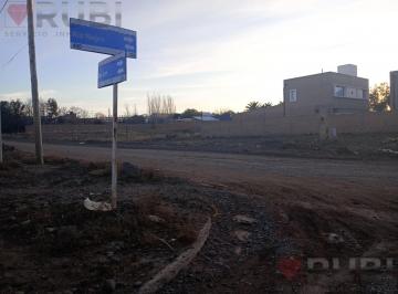 Terreno · 450m² · Terreno en Centenario, Zona Comercial