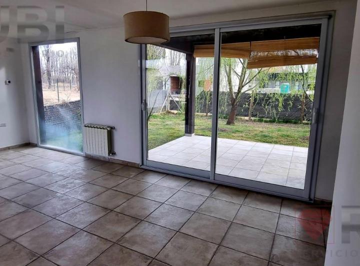 Casa · 165m² · 5 Ambientes · 1 Cochera