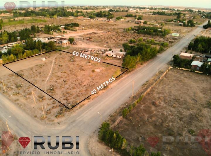 Terreno · 2600m²