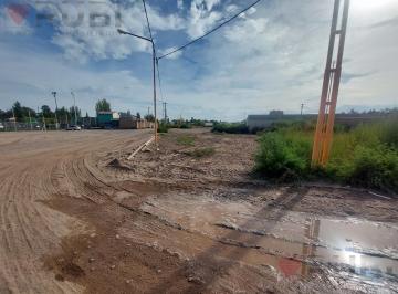 Terreno · 371m² · Terreno en Venta en Loteo El Fortín Centenario