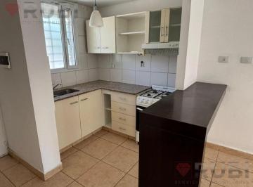 PH · 64m² · 3 Ambientes · 1 Cochera · Duplex en Venta Centenario