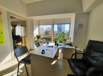 Oficina comercial · 135m² · 5 Ambientes · Oficina en Venta Centro de Neuquen
