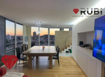 Departamento · 173m² · 5 Ambientes · 2 Cocheras · Penthouse 3 Dorm. en Venta