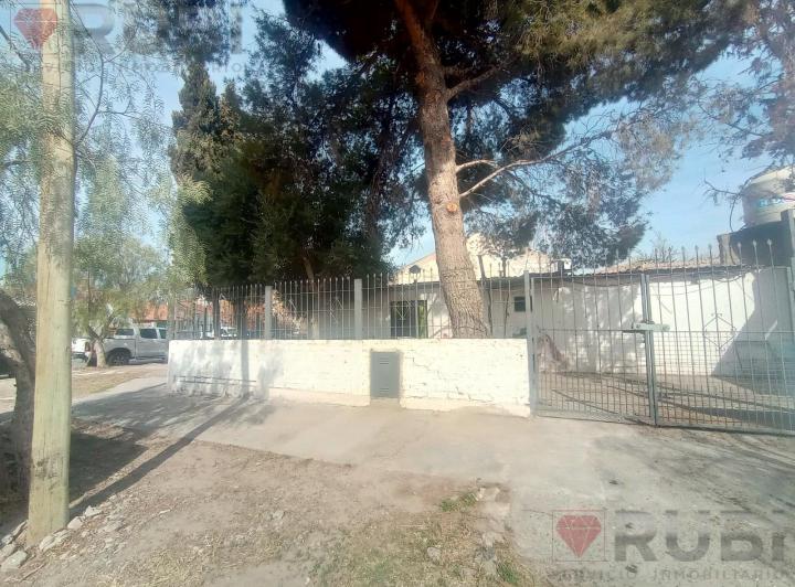 Casa · 78m² · 2 Dormitorios · 1 Cochera
