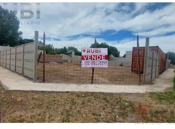 Terreno · 450m²
