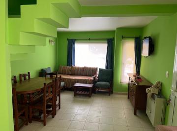 PH · 70m² · 3 Ambientes · 1 Cochera · PH en Balneario Las Grutas