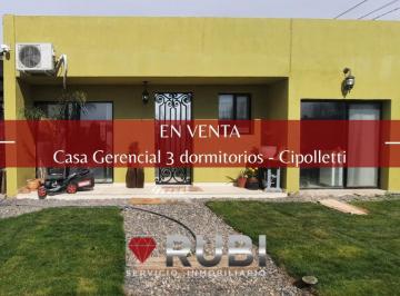 Casa · 600m² · 4 Ambientes · 1 Cochera · Casa en Cipolletti