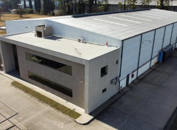 Bodega-Galpón · 2500m² · Nave Industrial - Oportunidad - B° Ferreyra