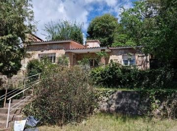 Casa de 6 ambientes, Río Ceballos · Oportunidad de Compra en El Centro de Río Ceballos Al Frente del Río, Amplio Terreno