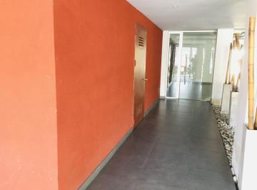 Departamento de 1 ambiente, Coghlan · Luminoso Mono con Balcón