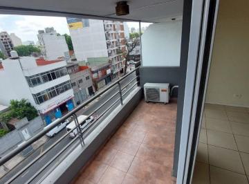 Departamento de 2 ambientes, Parque Avellaneda · Luminoso Departamento de 2 Ambientes con Balcón Al Frente Sobre Av Directorio 3500