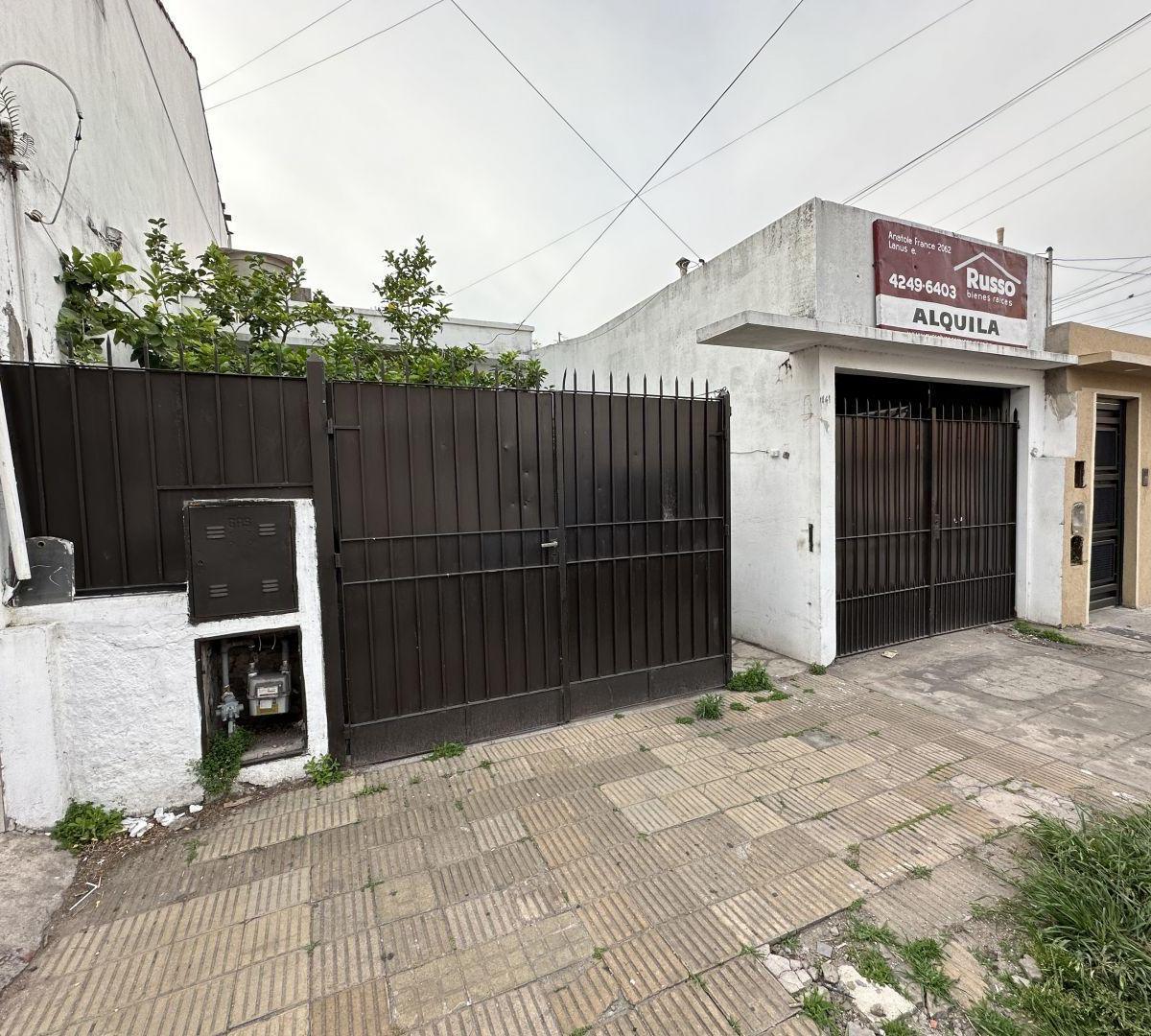 Hector Guidi 1861. Entre Sitio De Montevideo y Ituzaingo, Lanús Este, Lanús