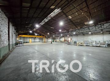 Bodega-Galpón · 3853m² · 3 Ambientes · Deposito en Venta con Ubicación Estratégica a m de Caba Zonificación Industrial