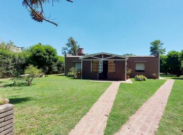 Casa · 1500m² · 3 Ambientes · Casa - General Pico