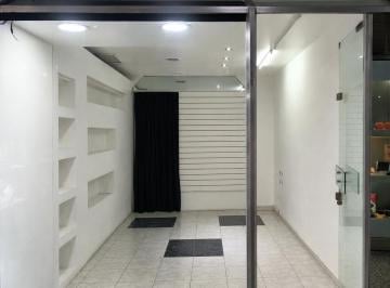 Local comercial · 15m² · 1 Ambiente · Local en Venta en Galería Vía Florencia