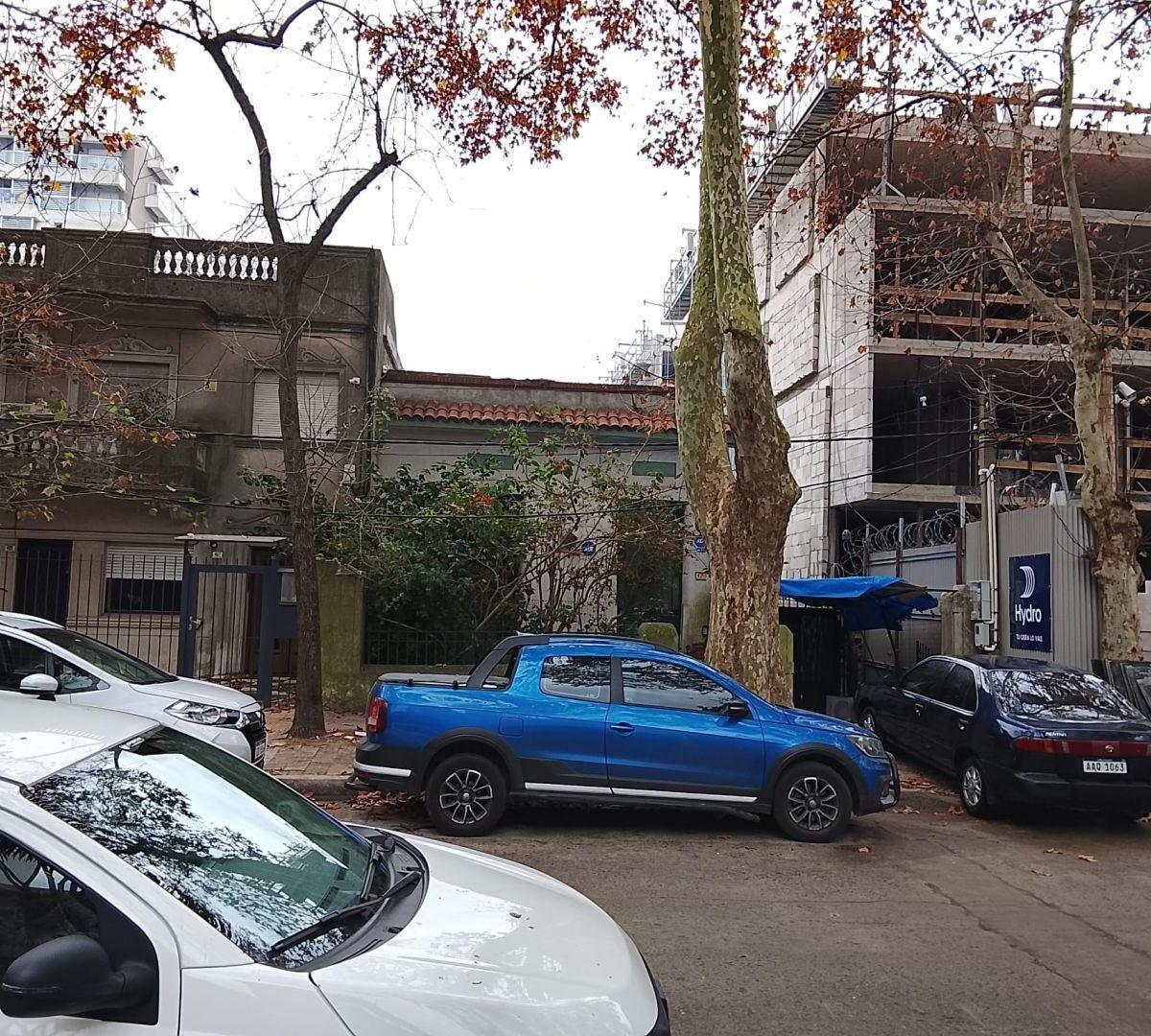DE LA TORRE, LUIS 400. Entre Dr. josé maría montero y Coronel mora, Punta Carretas, Montevideo