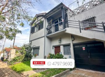 PH · 95m² · 4 Ambientes · PH 3 Dorm. Venta - Barrio Vicente López