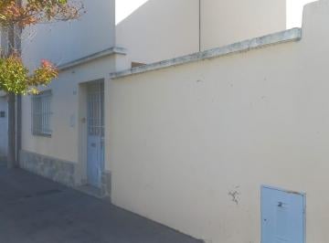 Casa de 3 ambientes, Bahía Blanca · Nicaragua 1013, Vende Casa de Dorm..