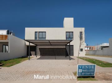Casa · 360m² · 6 Ambientes · 2 Cocheras · Casa en Mansos del Sur