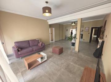 Departamento · 120m² · 4 Ambientes · 2 Cocheras · Venta Apto Crédito Depto PH 4 Ambientes con 2 Cocheras 120 m² Cubiertos - Temperley Oeste