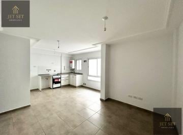 Departamento · 44m² · 2 Ambientes · Increíble Depto. 1d con Balcón en Alquiler B° Gral. Paz