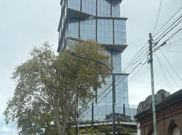 Oficina comercial · 72m² · 1 Ambiente · 1 Cochera · Oportunidad Real! Oficina en Venta en Palermo, Edificio Qiub
