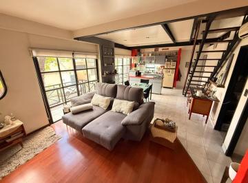 PH · 74m² · 3 Ambientes · Cómodo PH Tres Ambientes con Terraza