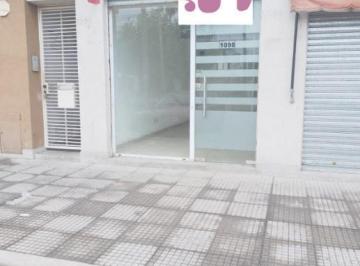 Local comercial · 17m² · 1 Ambiente · Local en Alquiler Excelente Ubicacion Bernal Oeste