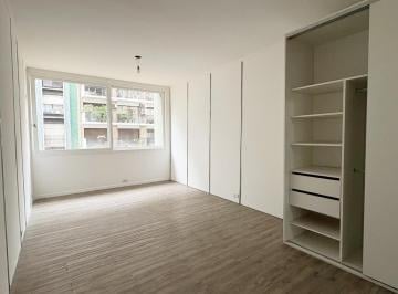Departamento · 45m² · 2 Ambientes · Alquiler Depto 2 Amb con Patio Apto Profesional Balvanera