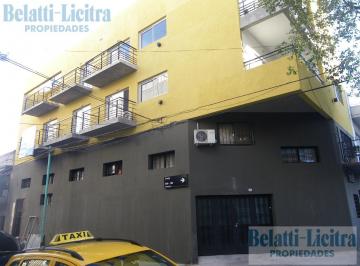 Departamento · 33m² · 1 Ambiente · Amplio Monoambiente con Balcon Al Frente