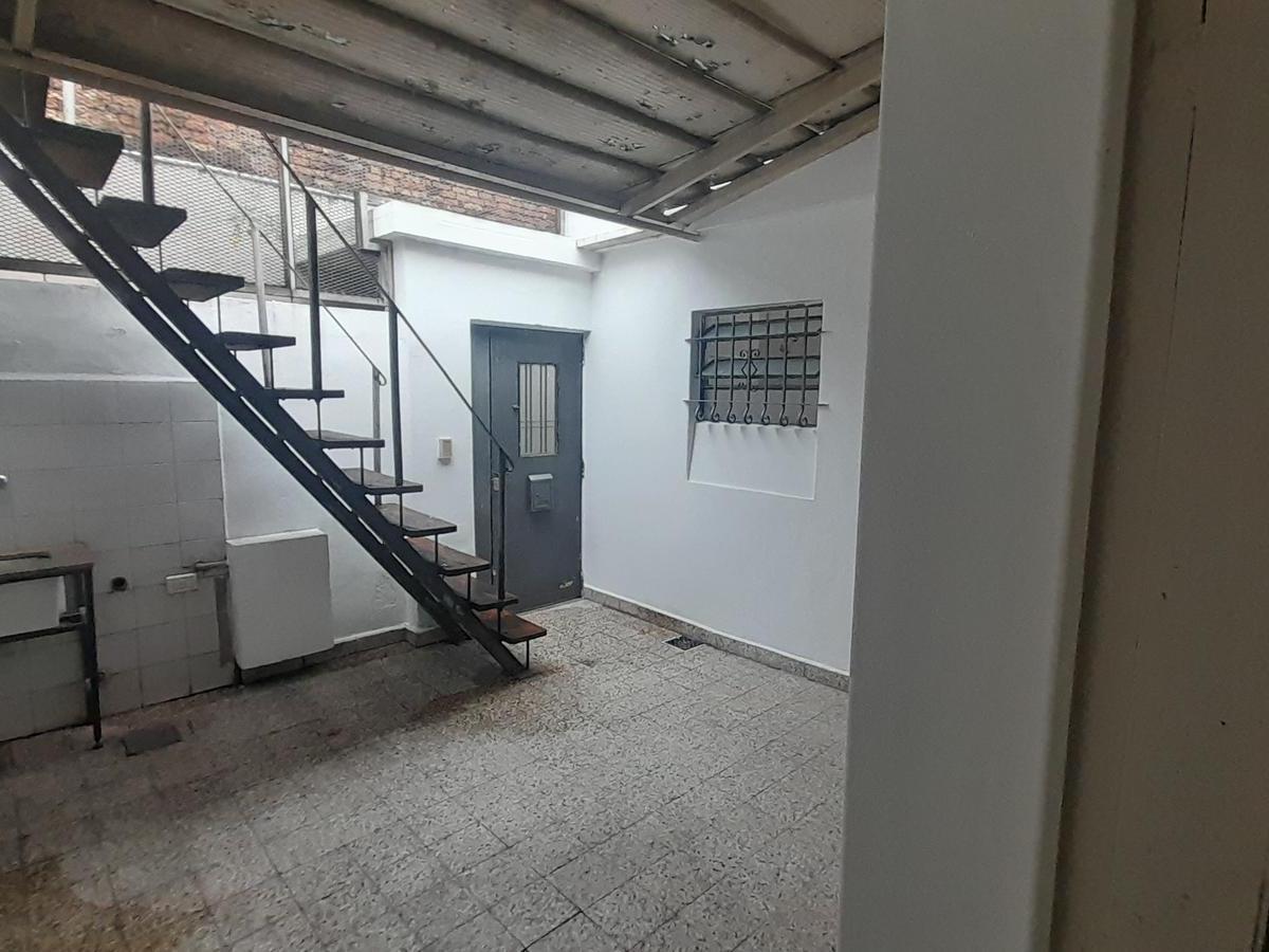 San Luis al 2500, Distrito Centro, Rosario