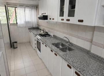 Departamento de 3 ambientes, Ciudad de Mendoza · Amplio Departameto Centrico