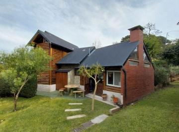 Casa de 4 ambientes, Mar del Plata · Oportunidad! Cabaña con Quincho y Gas Natural Conectado