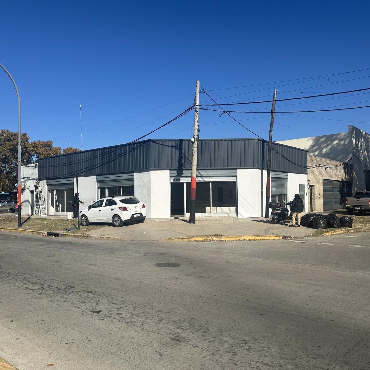 Rouillon 2902,  Rosario, Santa Fe
