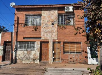 PH · 70m² · 3 Ambientes · PH en Venta Bernal