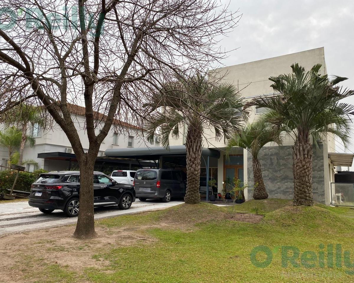Casa en Venta al río Santa Catalina