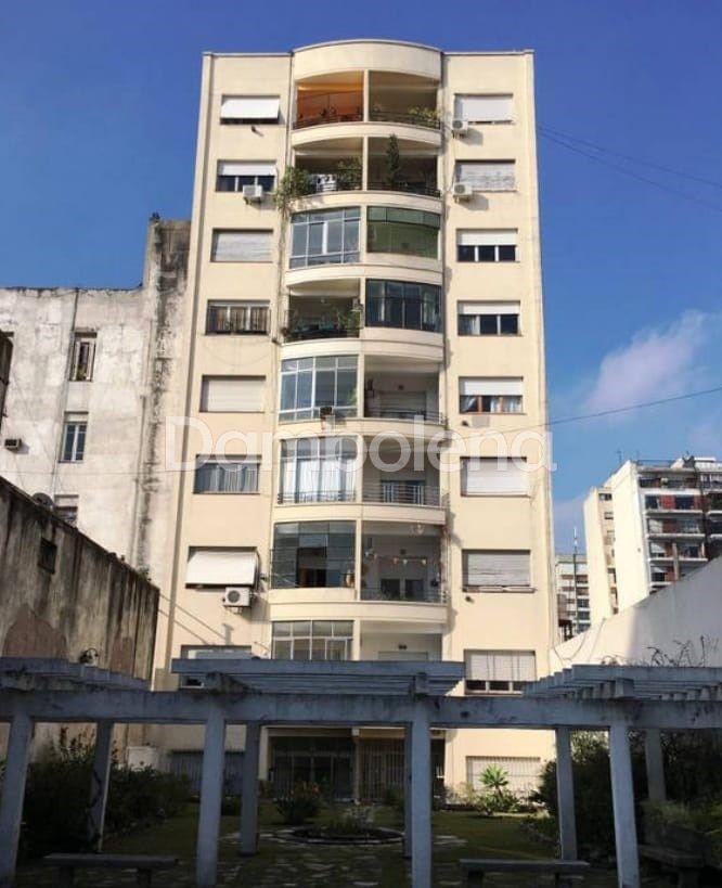 Avenida Rivadavia 2600