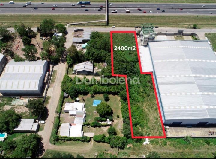 Terreno · 2400m²