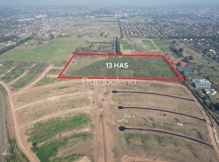 Terreno · 130000m²