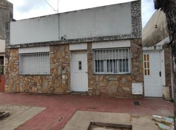 Casa · 100m² · 4 Ambientes · Casa 2 Dorm. en Barrio La Florida